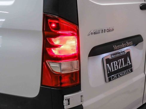 Used 2022 Mercedes-Benz Metris image 7