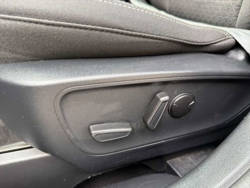 Used 2024 Ford Escape Active AWD/4WD image 18