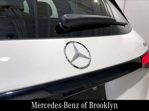 Used 2026 Mercedes-Benz GLC 300 4MATIC image 32