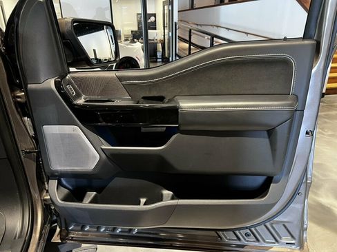 Used 2023 Ford F150 Lightning Platinum AWD/4WD image 28