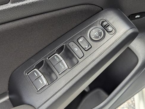 Used 2023 Honda Civic Sport image 18