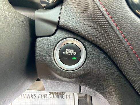 Used 2024 Chevrolet Equinox RS w/ LPO, Floor Liner Package FWD image 31