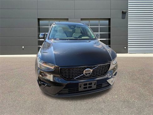 New 2026 Volvo XC40 B5 Ultra w/ Protection Package Premier image 2
