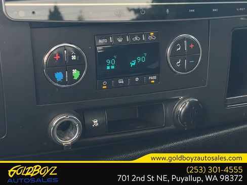 Used 2011 Chevrolet Silverado 1500 LT w/ All-Star Edition AWD/4WD image 33