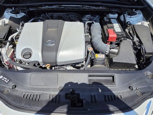 Used 2023 Lexus ES 350 w/ Premium Package FWD image 9