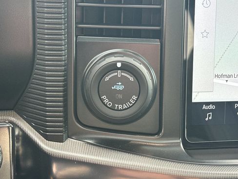 New 2025 Ford F150 Lariat w/ Equipment Group 502A High image 28