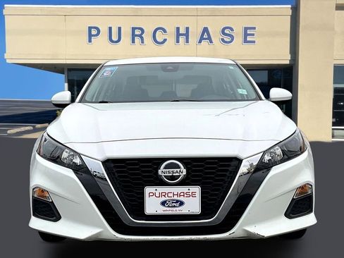 Used 2022 Nissan Altima 2.5 S image 2