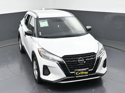 Used 2024 Nissan Kicks S image 35