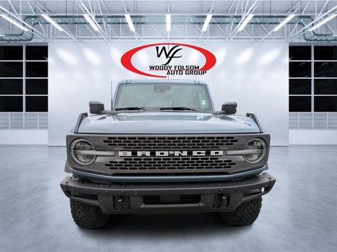 Used 2024 Ford Bronco Badlands image 8