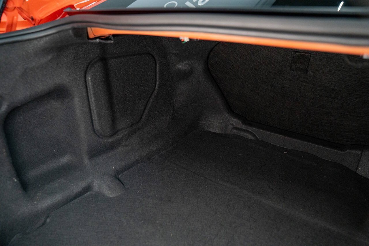 Used 2019 Chevrolet Camaro ZL1 RWD image 64