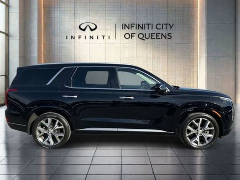 Used 2022 Hyundai Palisade Limited AWD/4WD image 2