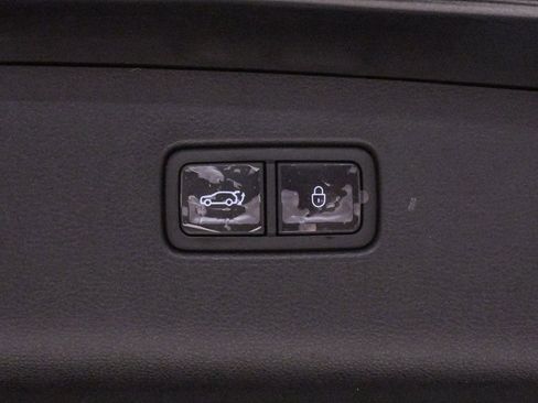 Certified 2025 Genesis GV70 3.5T Sport w/ Sport Advanced Package image 26