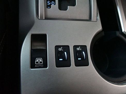 Used 2018 Toyota 4Runner SR5 Premium image 60