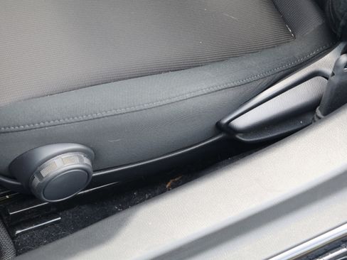 Used 2023 MAZDA MX-5 Miata Sport image 31