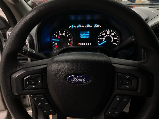 Used 2016 Ford F150 XLT AWD/4WD image 22