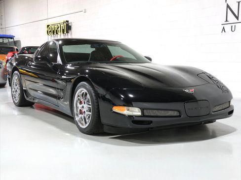 Used 2002 Chevrolet Corvette Z06 w/ Memory Pkg image 40