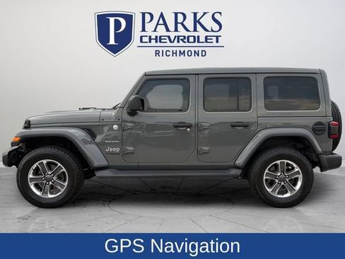 Used 2021 Jeep Wrangler Unlimited Sahara w/ Uconnect 4C Nav & Sound Group AWD/4WD image 5