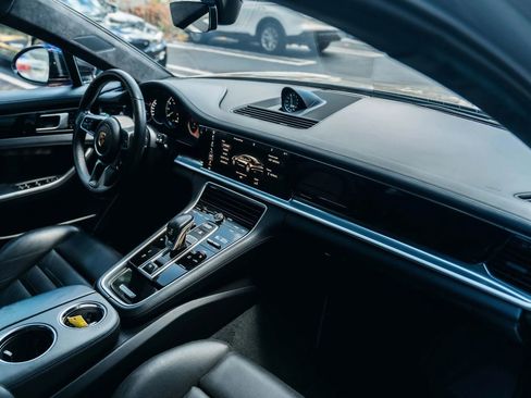 Used 2018 Porsche Panamera Turbo S AWD/4WD image 14