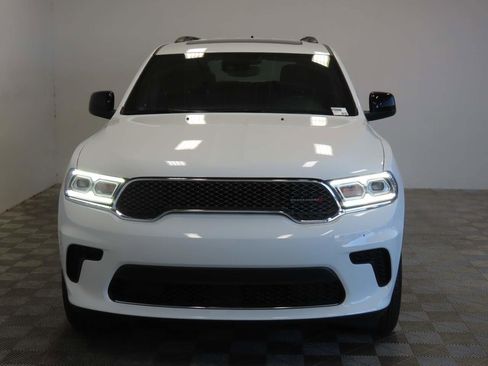 Used 2024 Dodge Durango SXT AWD/4WD image 2