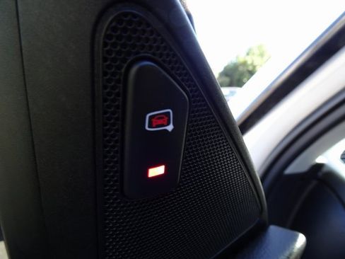 Used 2015 Audi Q3 2.0T Prestige w/ Prestige Package image 15