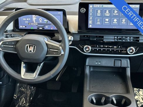 Certified 2025 Honda Prologue EX image 15