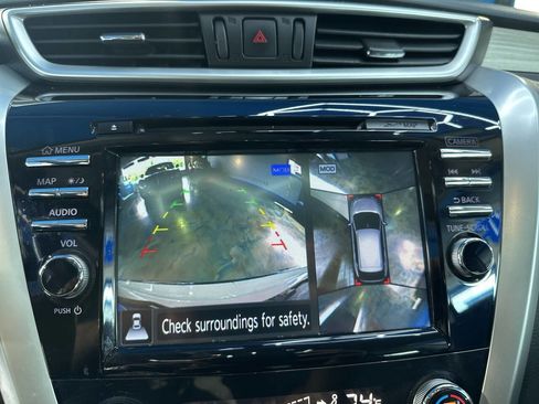 Used 2017 Nissan Murano Platinum image 33