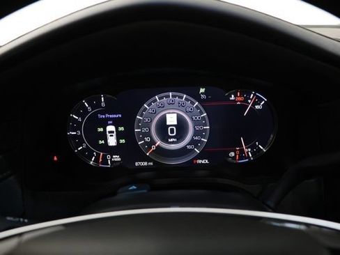 Used 2019 Cadillac Escalade ESV Luxury AWD/4WD image 22
