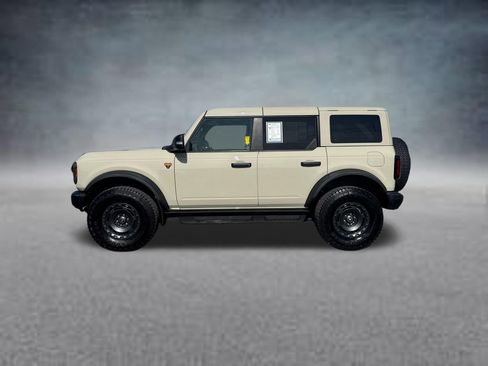 Used 2025 Ford Bronco Badlands AWD/4WD image 1