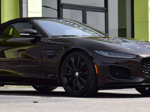 Used 2023 Jaguar F-TYPE R AWD/4WD image 5