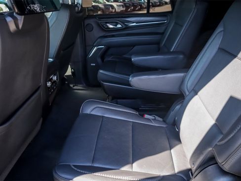 Used 2021 GMC Yukon Denali w/ Denali Ultimate Package image 26