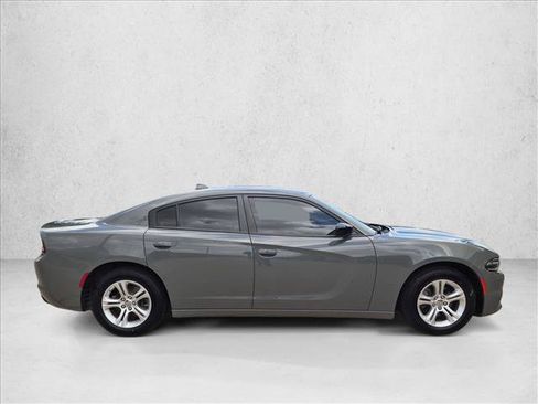 Used 2023 Dodge Charger SXT RWD image 4