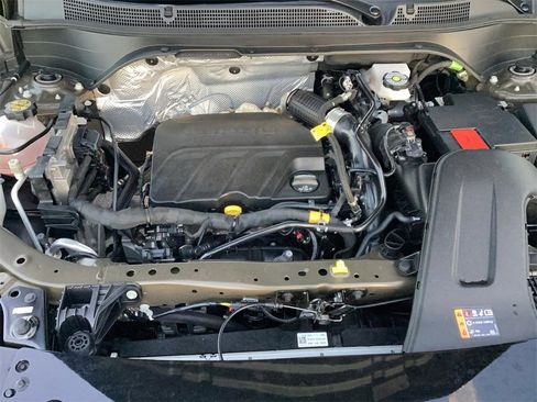 Used 2024 Chevrolet Trax ACTIV image 21