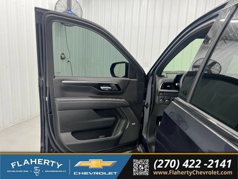 Used 2025 Chevrolet Tahoe RST w/ RST Capability Package AWD/4WD image 8
