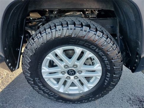 Used 2022 Toyota Tundra SR5 image 13