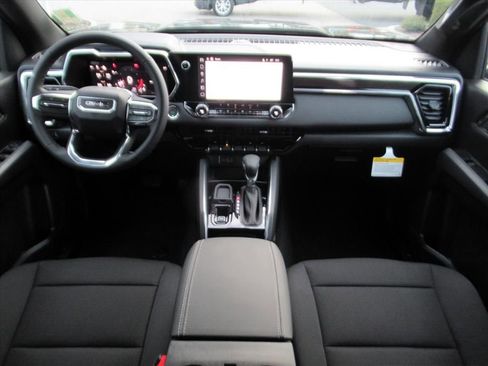 New 2026 GMC Canyon Elevation w/ Convenience Package image 13