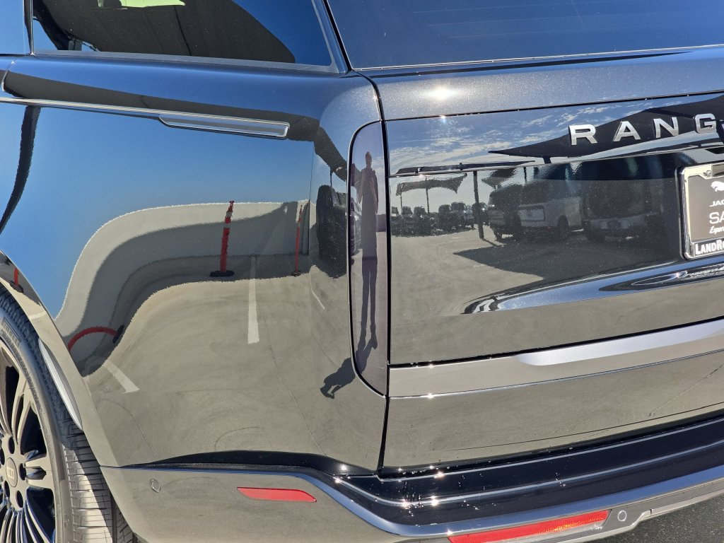 New 2027 Land Rover Range Rover SE AWD/4WD image 36