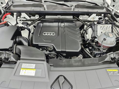 Used 2023 Audi Q5 2.0T Premium Plus w/ Premium Plus Package AWD/4WD image 16