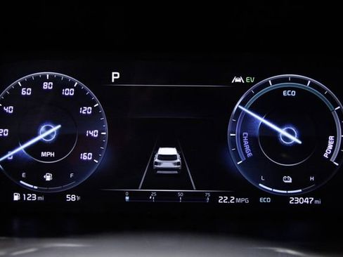 Used 2022 Kia Sorento SX Prestige w/ Panoramic Sunroof Package image 27