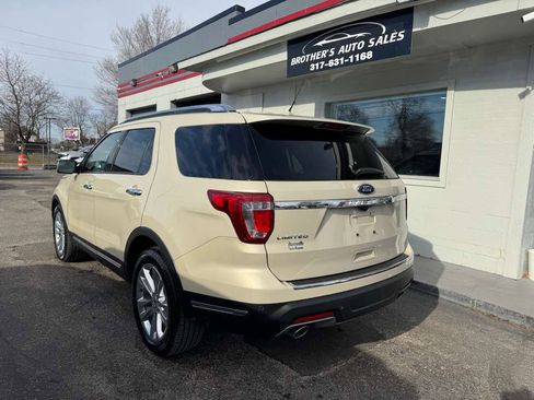 Used 2018 Ford Explorer Limited image 12