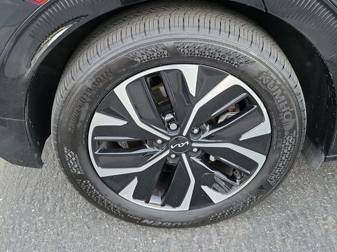 Used 2022 Kia EV6 Wind image 20