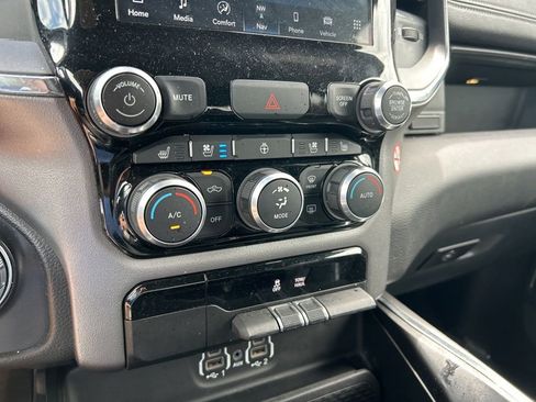 Used 2024 RAM 1500 Laramie RWD image 40