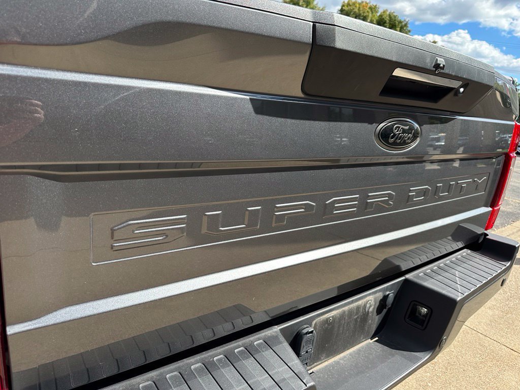 Used 2022 Ford F250 Lariat w/ Tremor Off-Road Package AWD/4WD image 27
