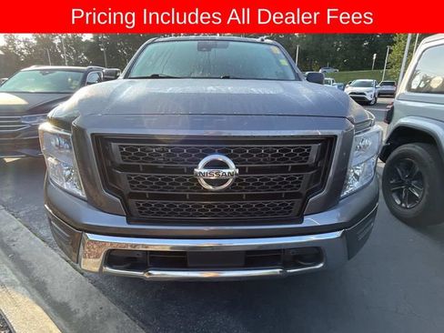 Used 2021 Nissan Titan SV w/ SV Convenience Package AWD/4WD image 13
