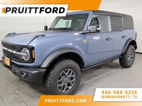 New 2025 Ford Bronco Badlands image 1