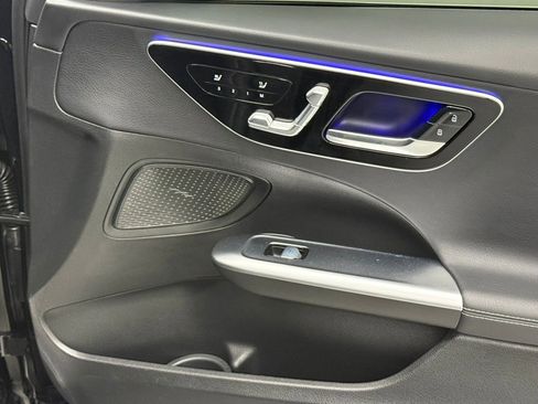 Used 2024 Mercedes-Benz C 300 Sedan w/ Advanced USB Package image 38