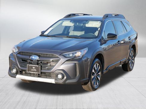Used 2024 Subaru Outback Limited image 2