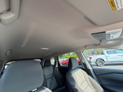 Used 2026 Nissan Rogue SV AWD/4WD image 27