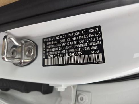 Used 2018 Porsche Macan S image 53