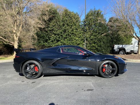 Used 2024 Chevrolet Corvette Stingray Premium Conv w/ Battery Protection Package image 10