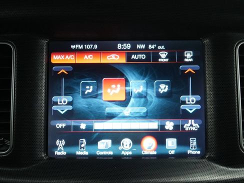 Used 2016 Dodge Charger SXT RWD image 29